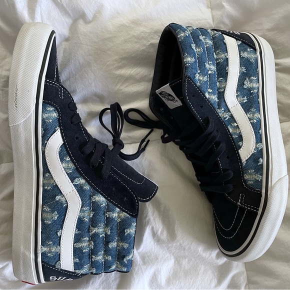 NIB VANS Sk8-Hi x SUPREME Blue Hole Punch Denim 2020 Size 9.5 - Picture 7 of 16